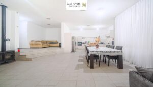 וילה למכירה במושב שיבולים (17)