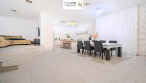 וילה למכירה במושב שיבולים (18)