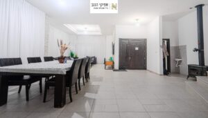 וילה למכירה במושב שיבולים (25)